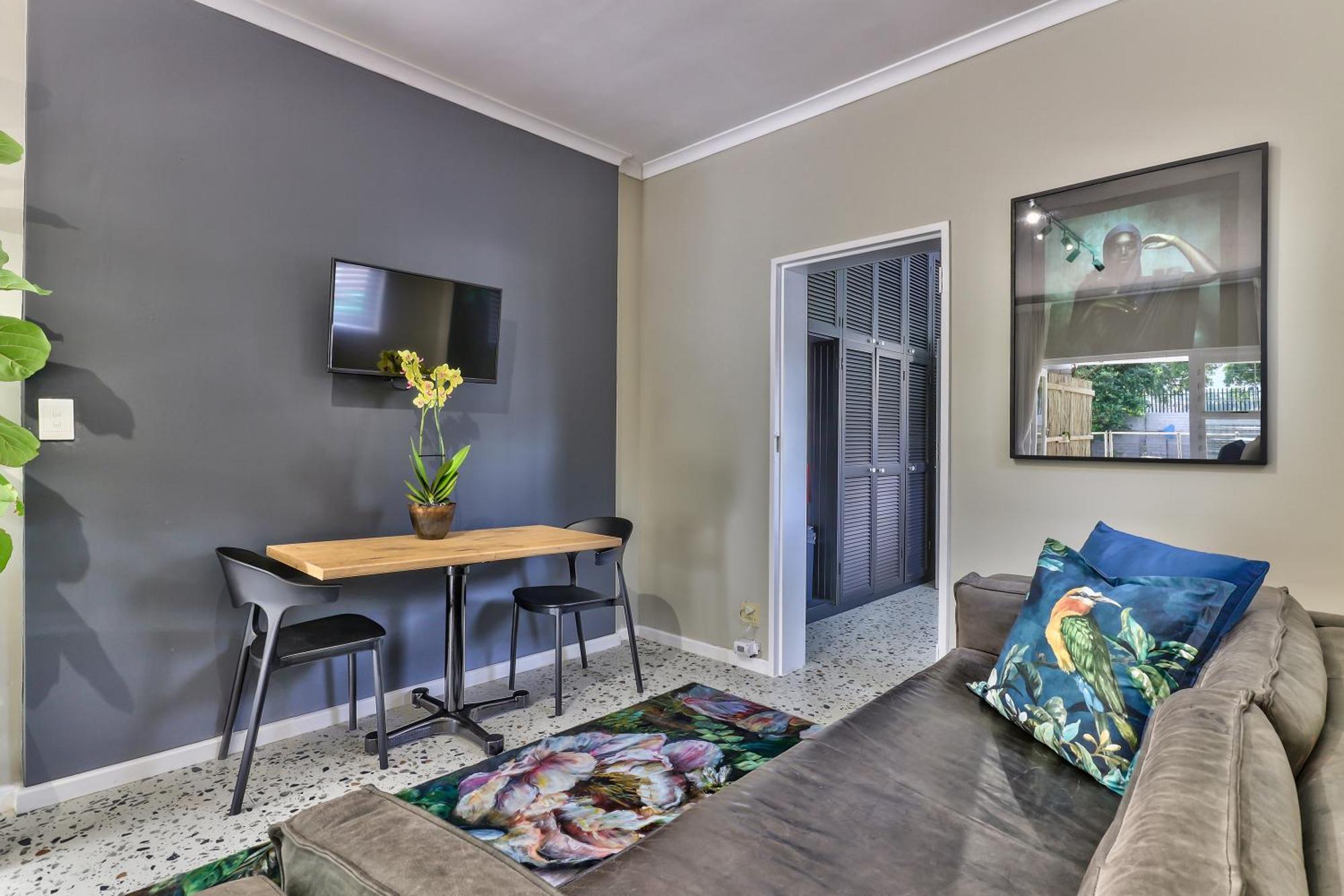 Apartment Maple Cape Town