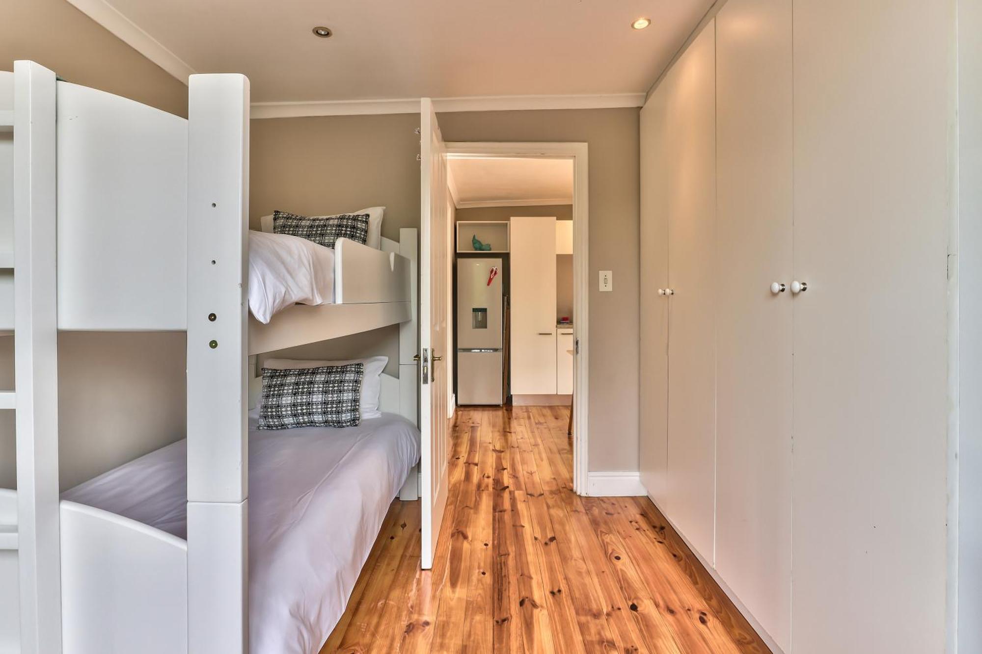 Apartment Maple Cape Town