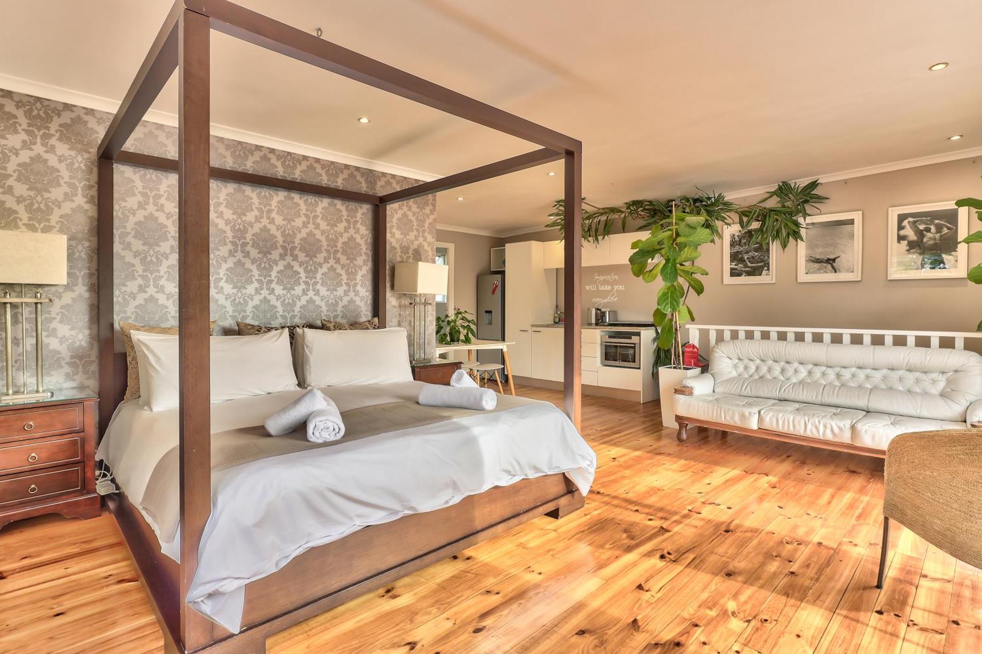 Apartment Maple Cape Town